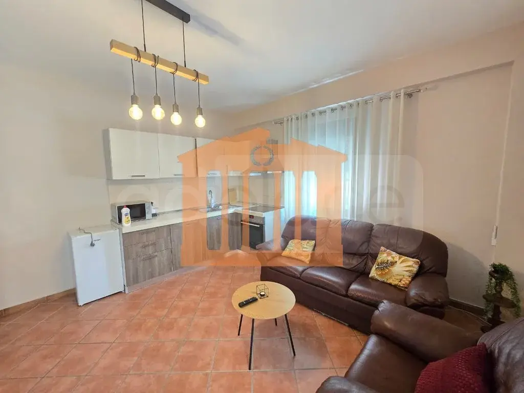 Apartament 1+2 dhoma 72 m² 2 kati