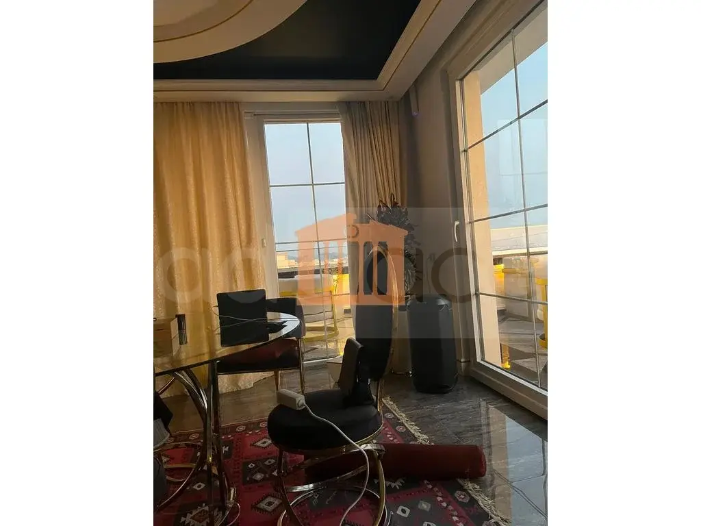 Apartament 1+4 dhoma 177 m² 10 kati