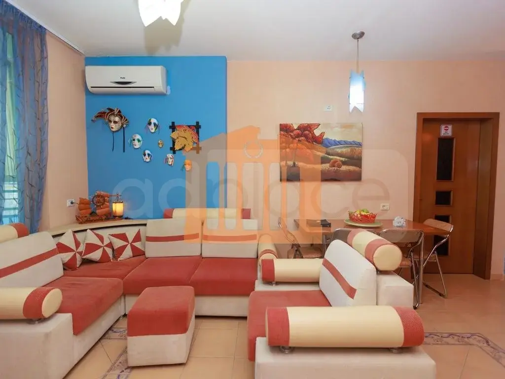 Apartament 1+3 dhoma 103 m² 6 kati