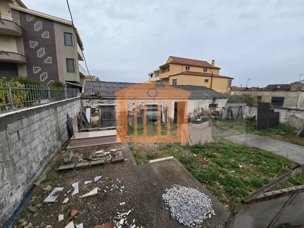 Pasuri të palujtshme komerciale 260 m²