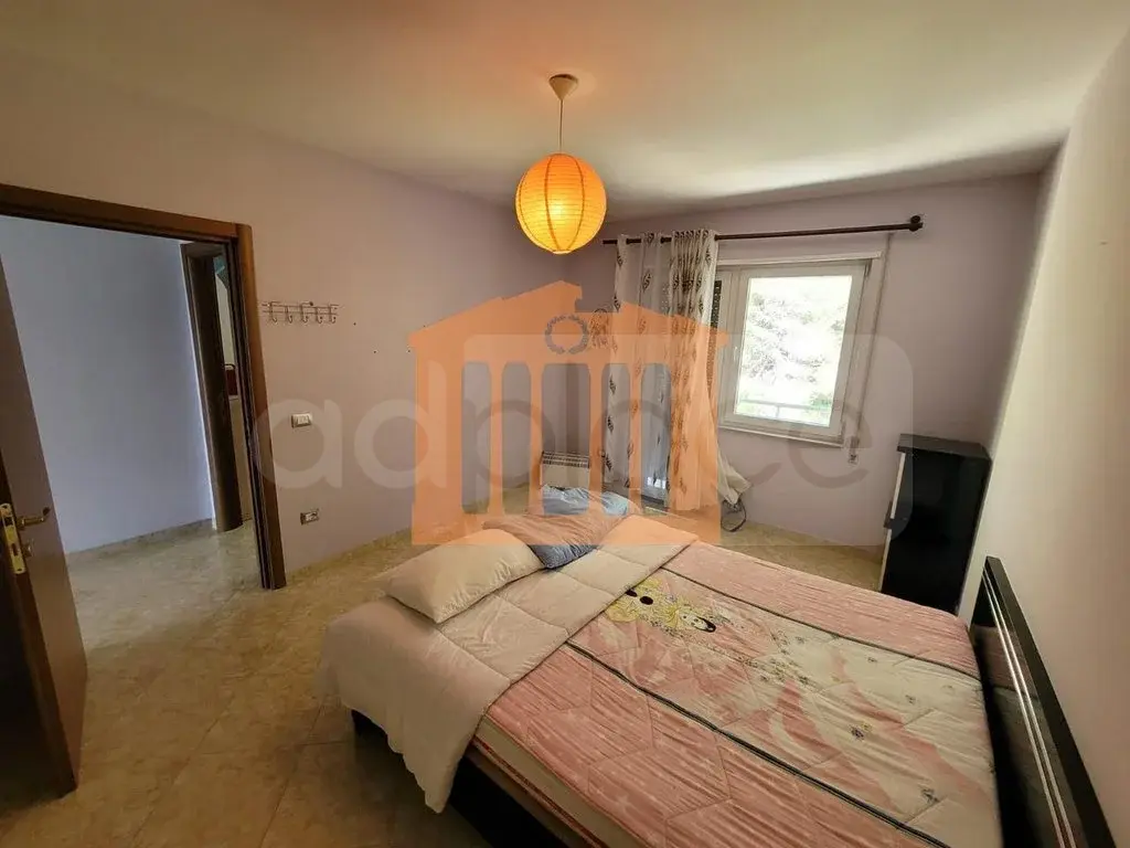 Apartament 1+2 dhoma 102 m² 5 kati