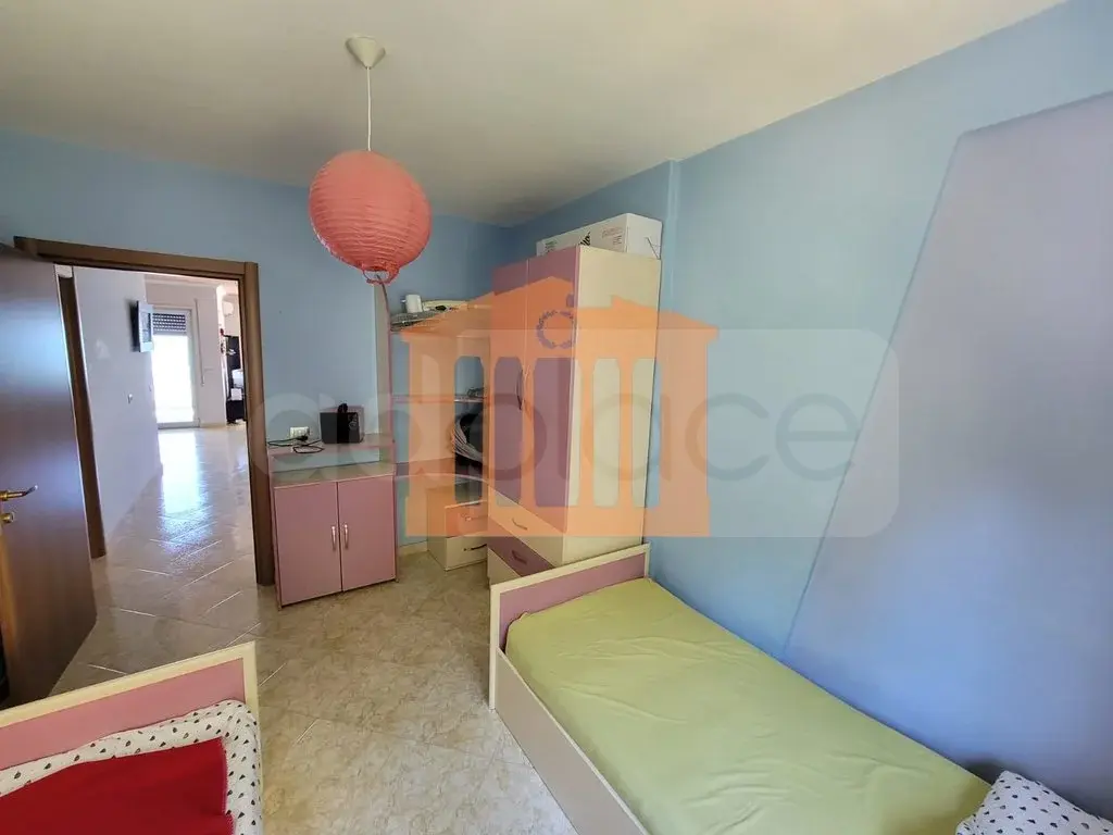 Apartament 1+2 dhoma 102 m² 5 kati