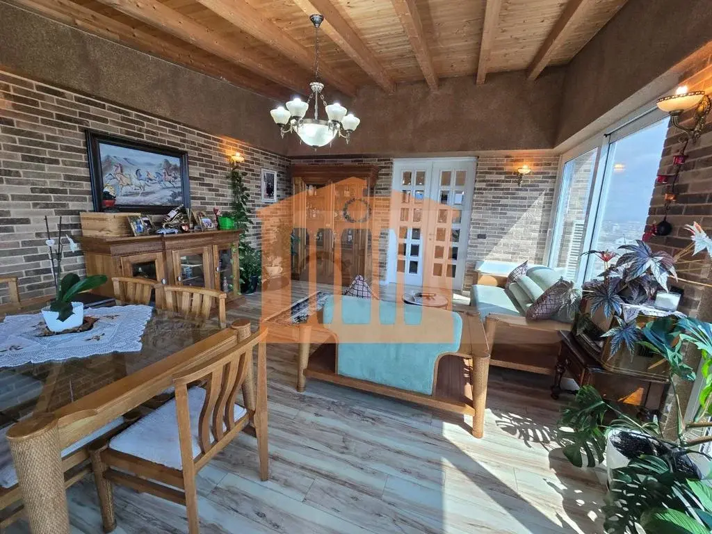 Apartament 1+2 dhoma 202 m² 10 kati