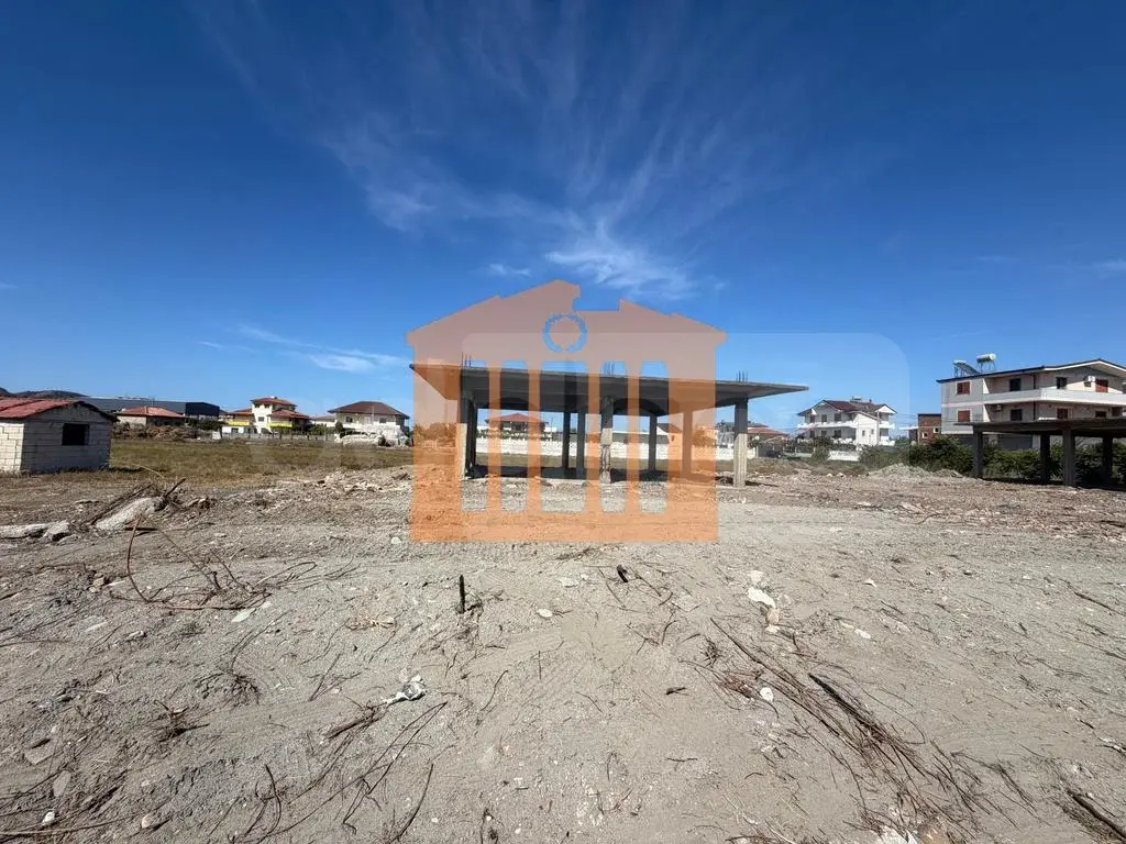Vilë 200 m² 1 kati