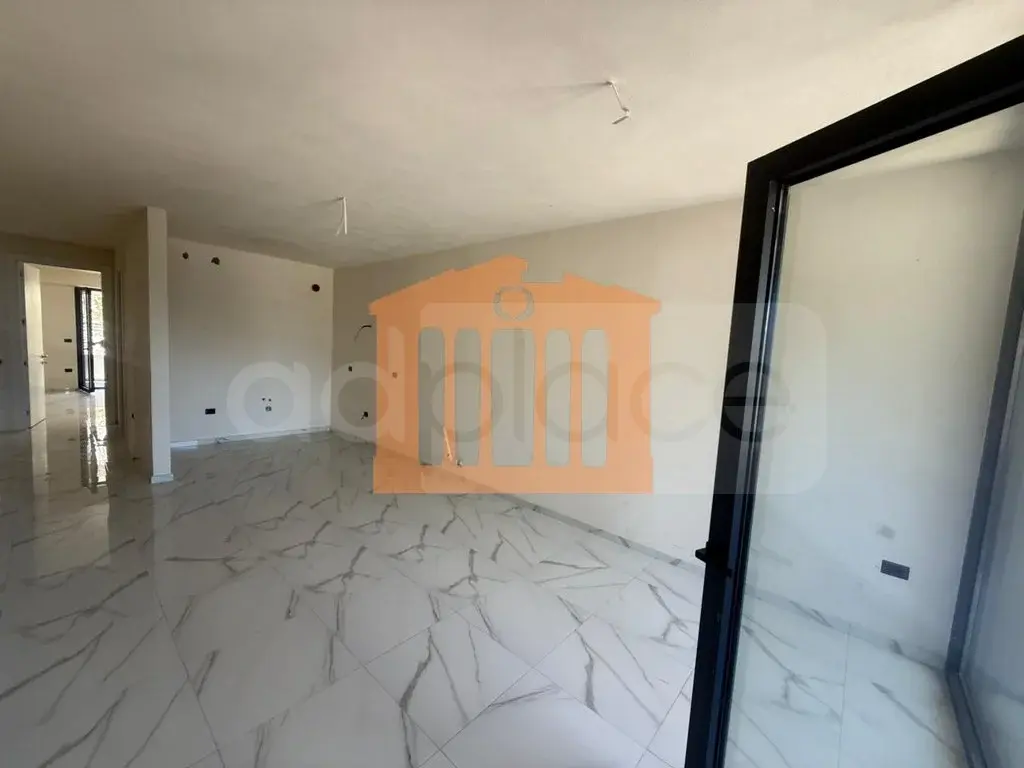 Apartament 1+2 dhoma 122 m² 3 kati