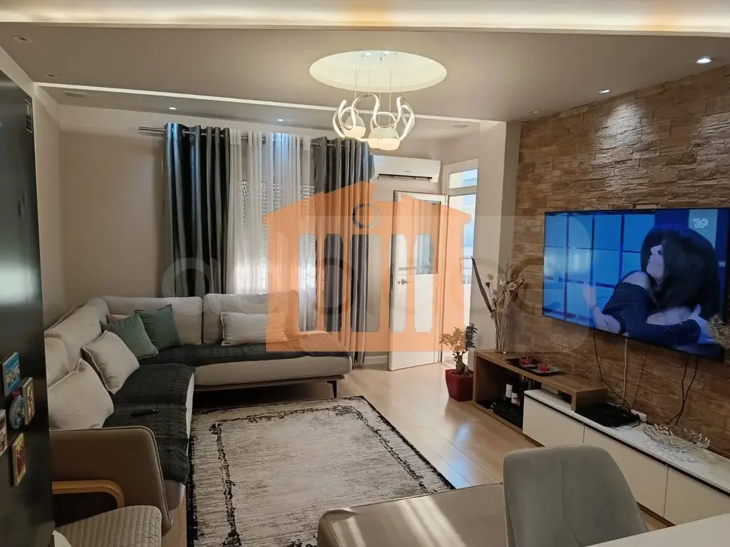 Apartament 1+3 dhoma 101 m² 11 kati