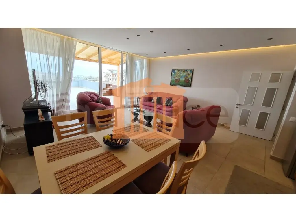 Apartament 1+3 dhoma 121 m² 8 kati