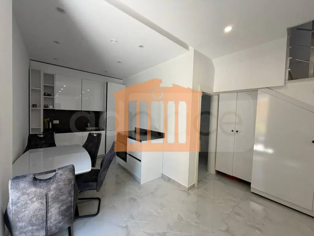 Vilë 51 m² 1 kati