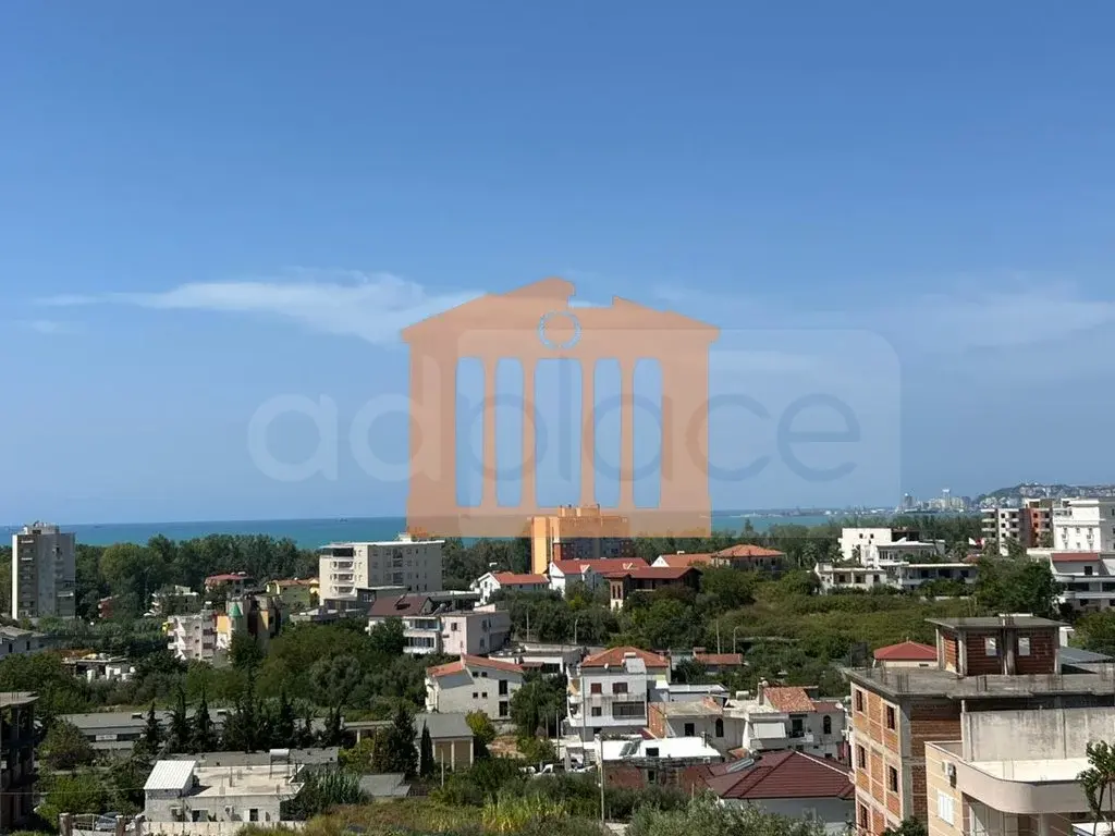 Vilë 580 m²