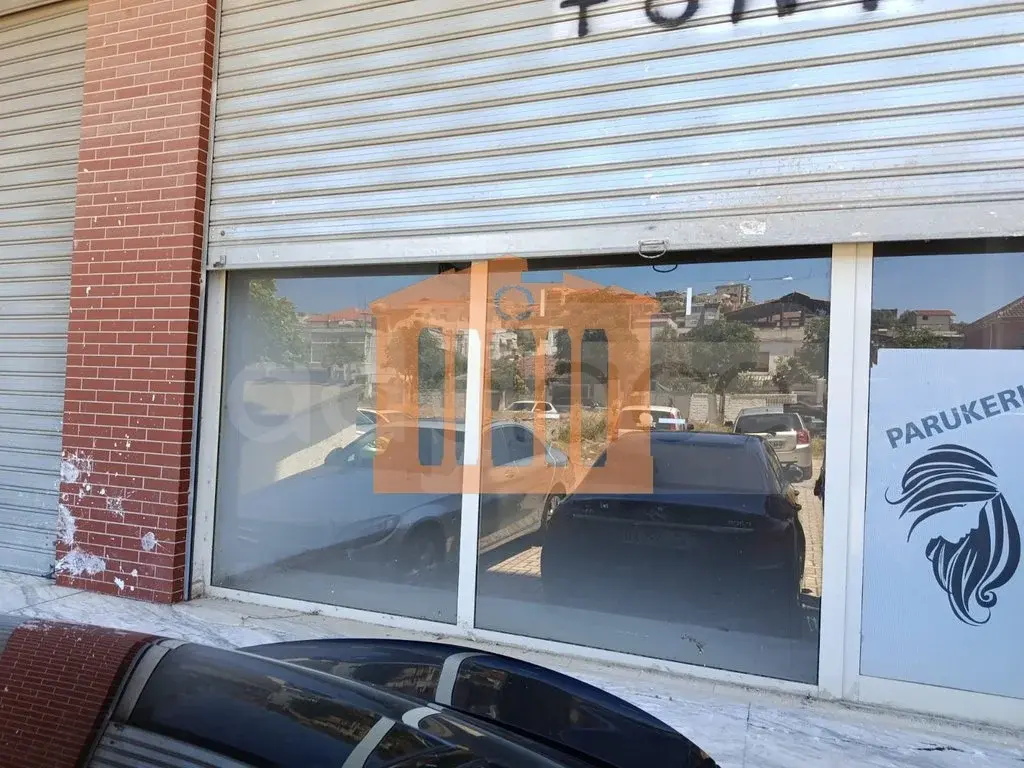 Pasuri të palujtshme komerciale 71 m² 1 kati