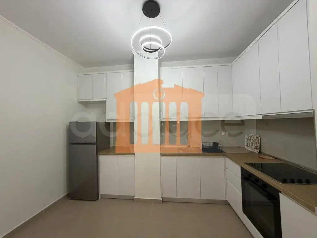 Apartament 1+1 dhoma 68 m² 3 kati