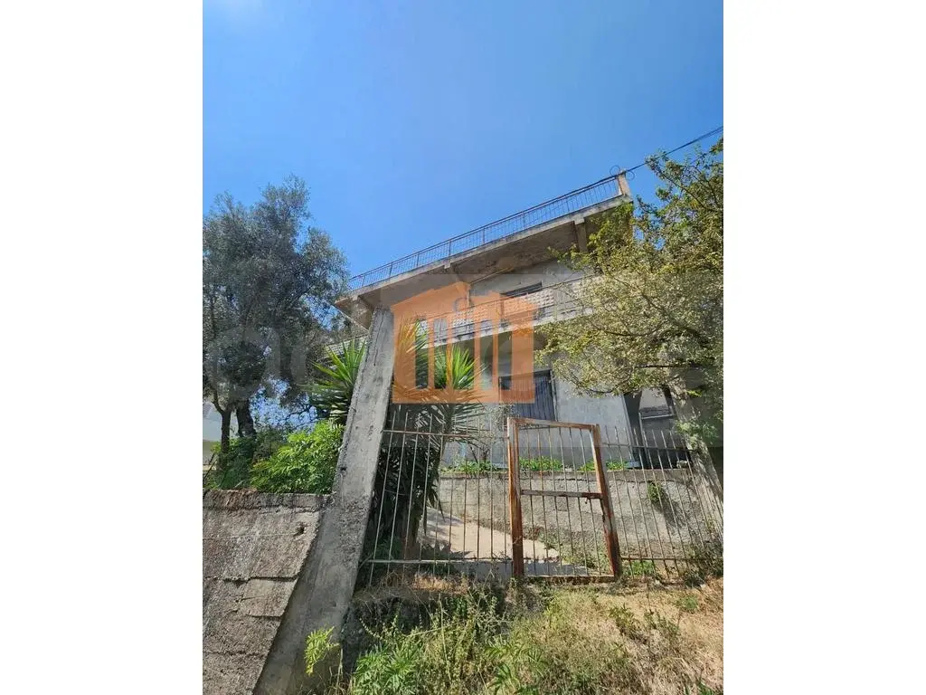 Vilë 129 m² 2 kati