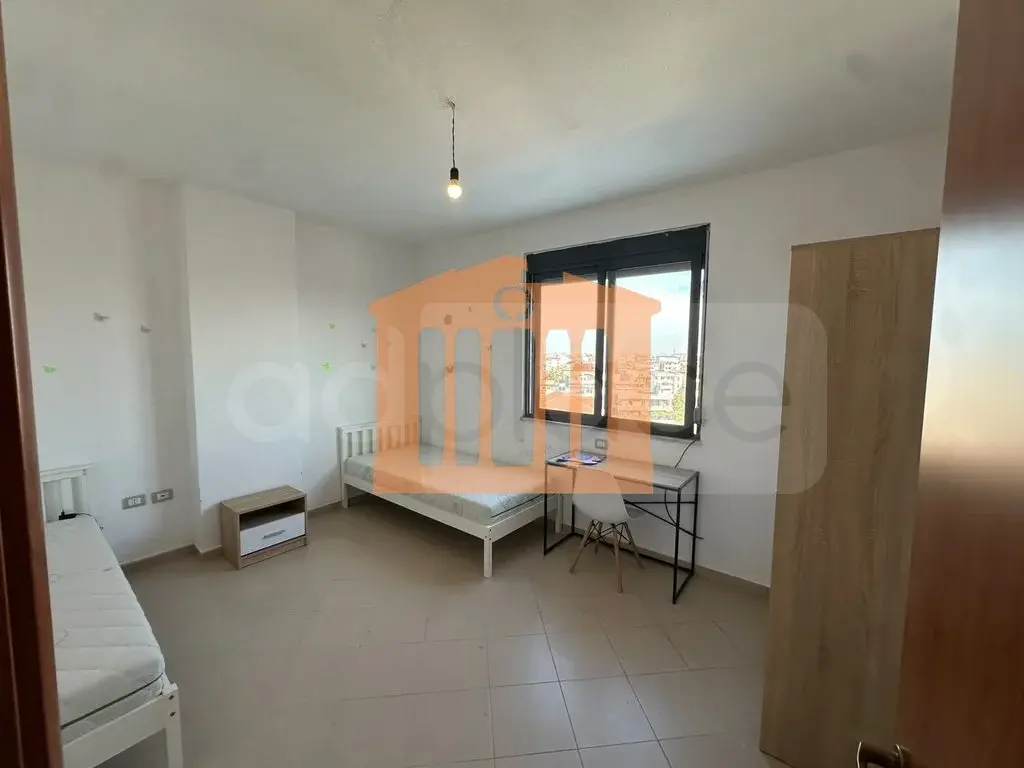 Apartament 1+2 dhoma 86 m² 2 kati