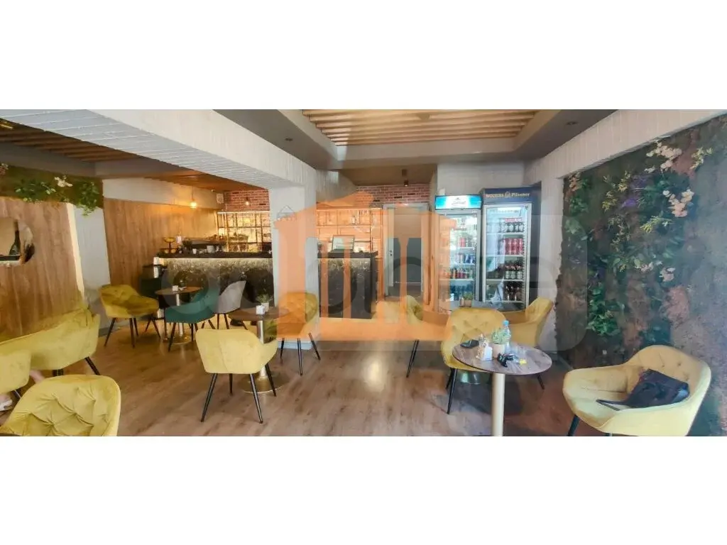 Pasuri të palujtshme komerciale 90 m² 1 kati