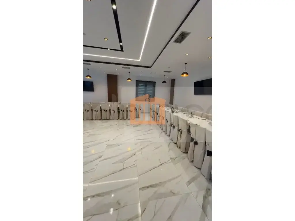 Pasuri të palujtshme komerciale 89 m² 1 kati