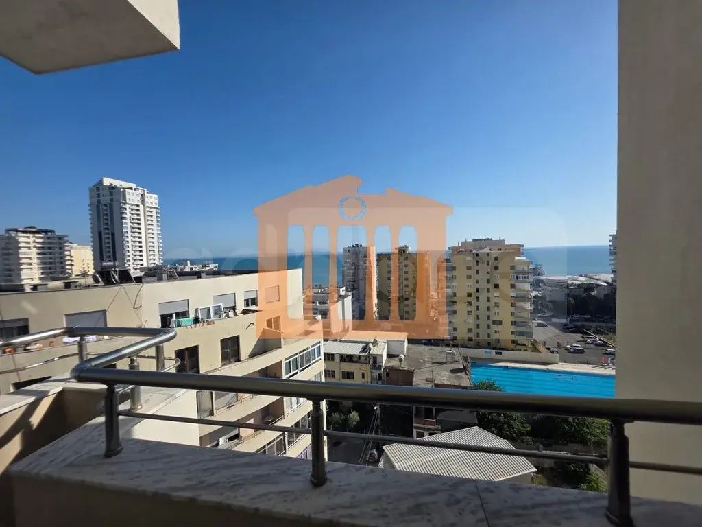 Apartament 1+3 dhoma 148 m² 5 kati