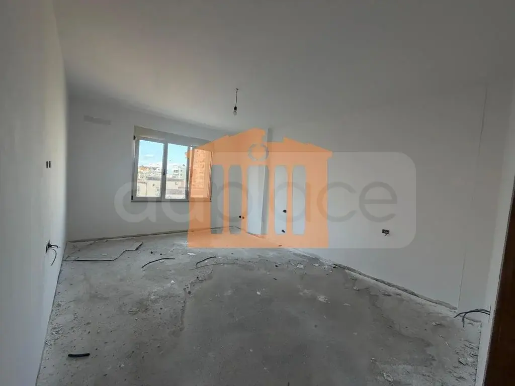 Apartament 1+2 dhoma 126 m² 3 kati