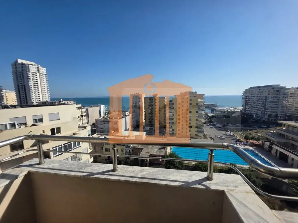 Apartament 1+3 dhoma 148 m² 5 kati
