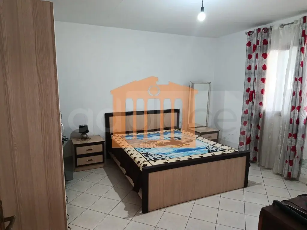 Vilë 150 m² 2 kati