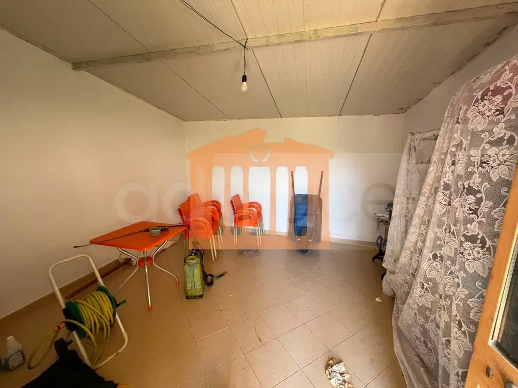 Vilë 496 m²