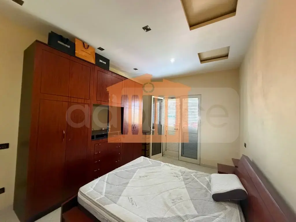 Apartament 1+3 dhoma 105 m² 5 kati