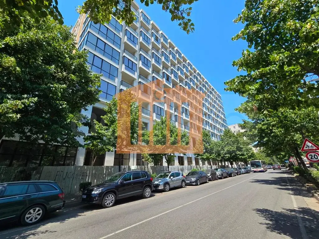 Pasuri të palujtshme komerciale 133 m² 2 kati