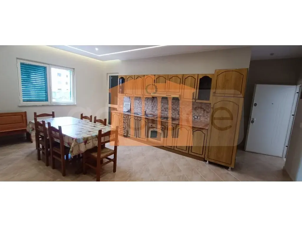 Apartament 1+2 dhoma 108 m² 2 kati