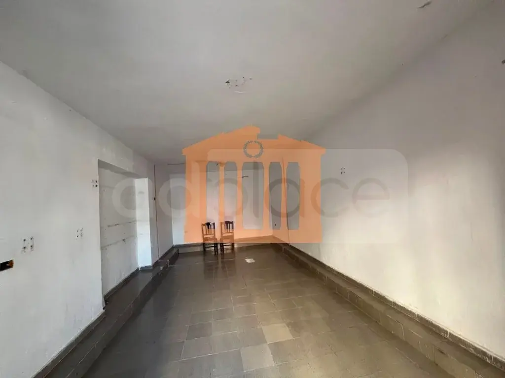 Pasuri të palujtshme komerciale 70 m²