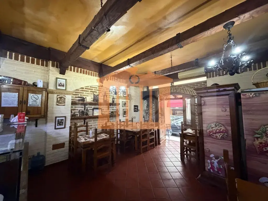 Pasuri të palujtshme komerciale 51 m² 1 kati