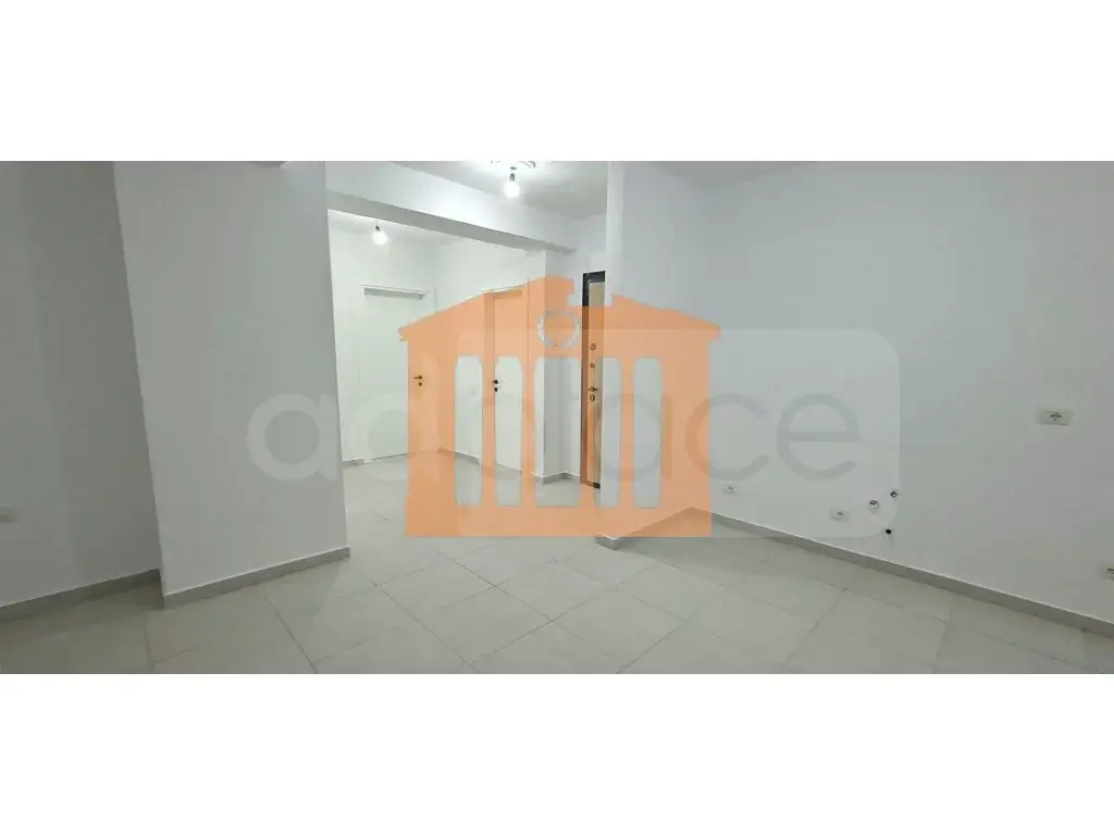 Apartament 1+3 dhoma 124 m² 1 kati