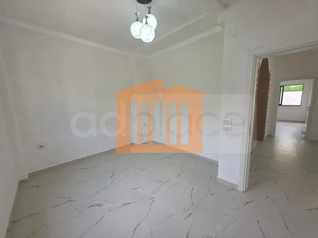 Vilë 81 m²