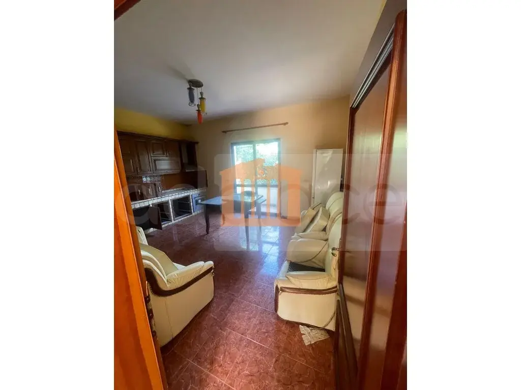 Vilë 390 m²