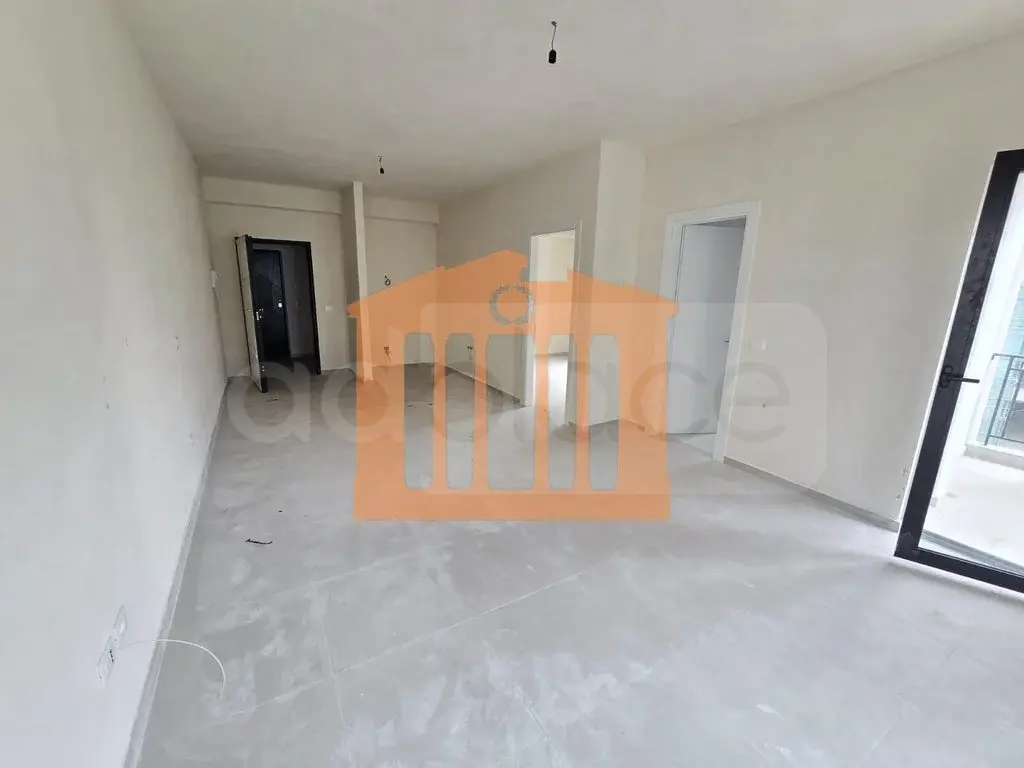 Apartament 1+1 dhoma 56 m² 4 kati