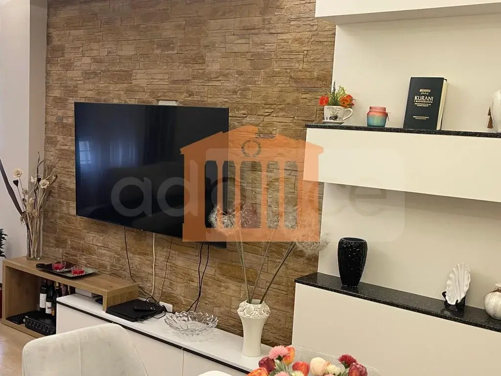Apartament 1+3 dhoma 101 m² 11 kati