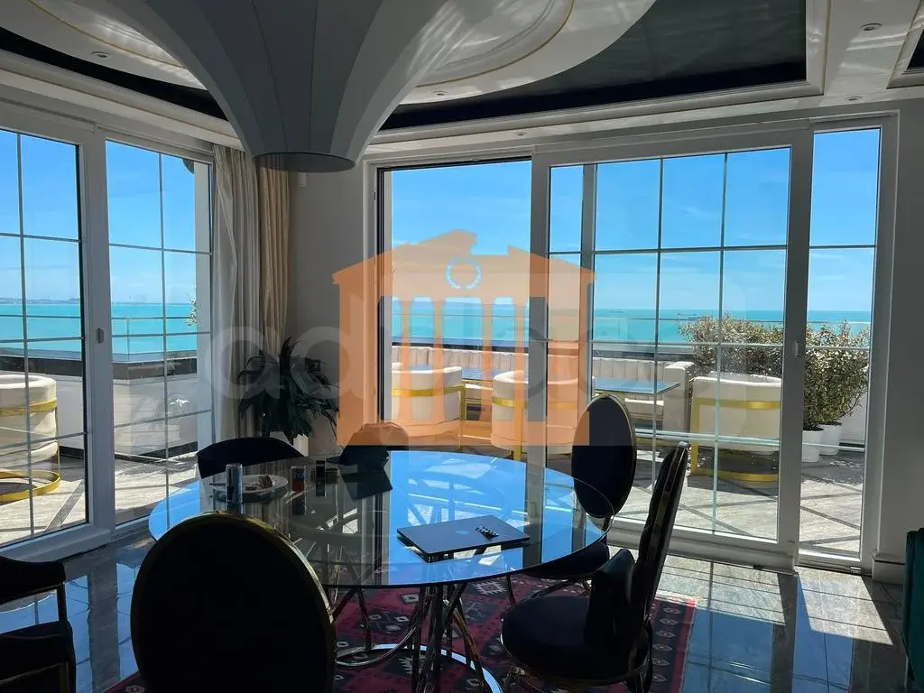 Apartament 1+4 dhoma 177 m² 10 kati