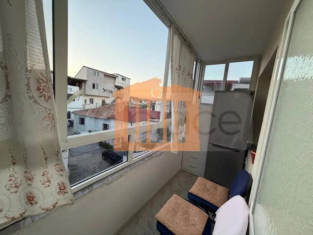 Apartament 1+2 dhoma 76 m² 3 kati