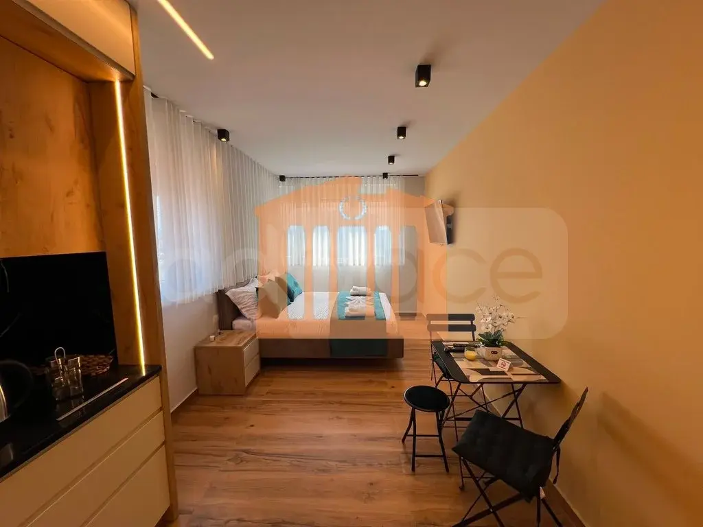 Pasuri të palujtshme komerciale 139 m² 5 kati