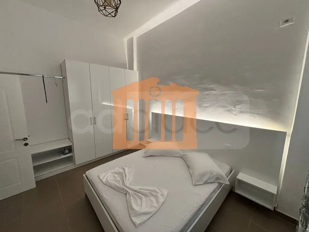 Apartament 1+1 dhoma 77 m² 1 kati