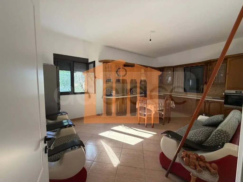 Vilë 112 m²