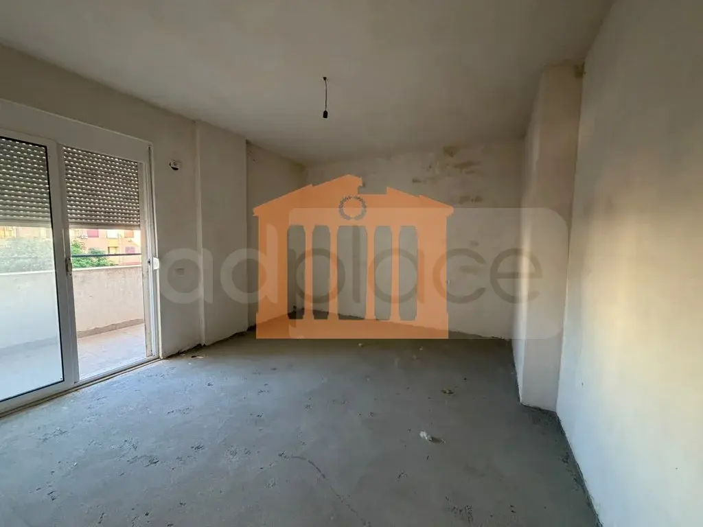 Apartment 1+2 rooms 113 m² 3 floor