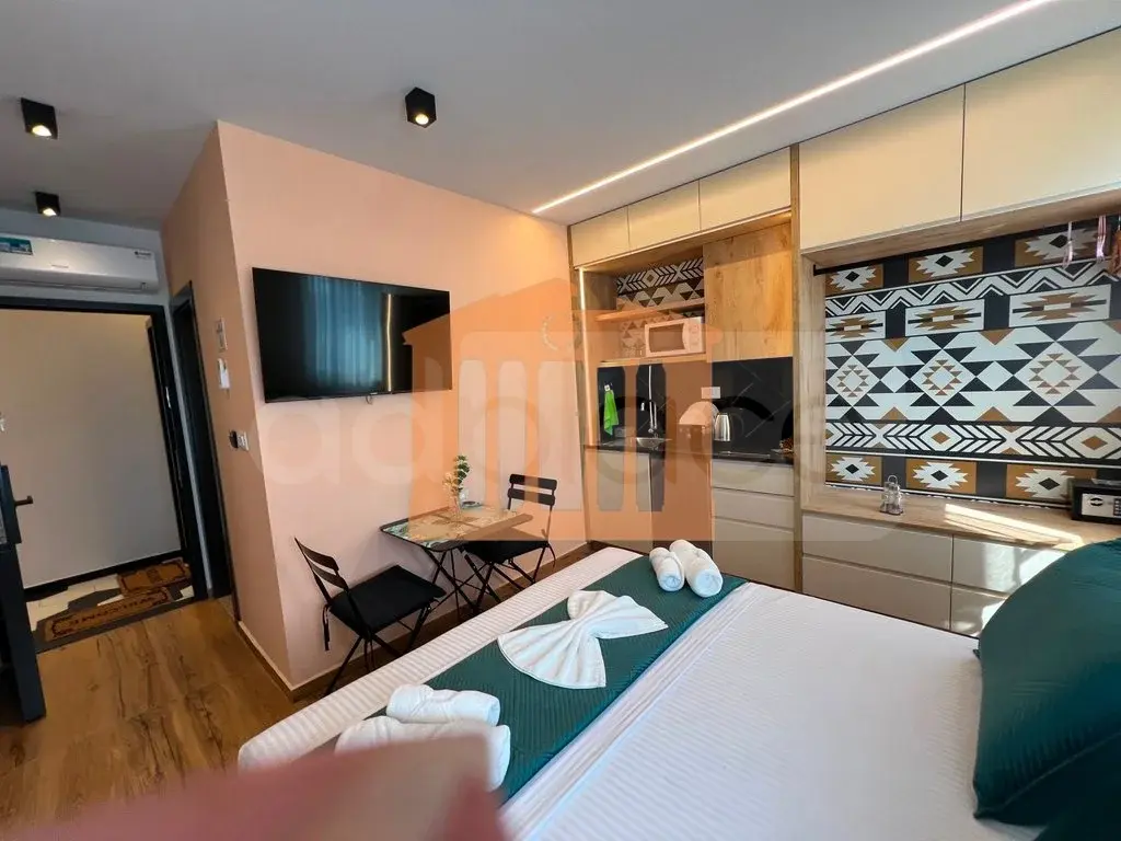 Pasuri të palujtshme komerciale 139 m² 5 kati