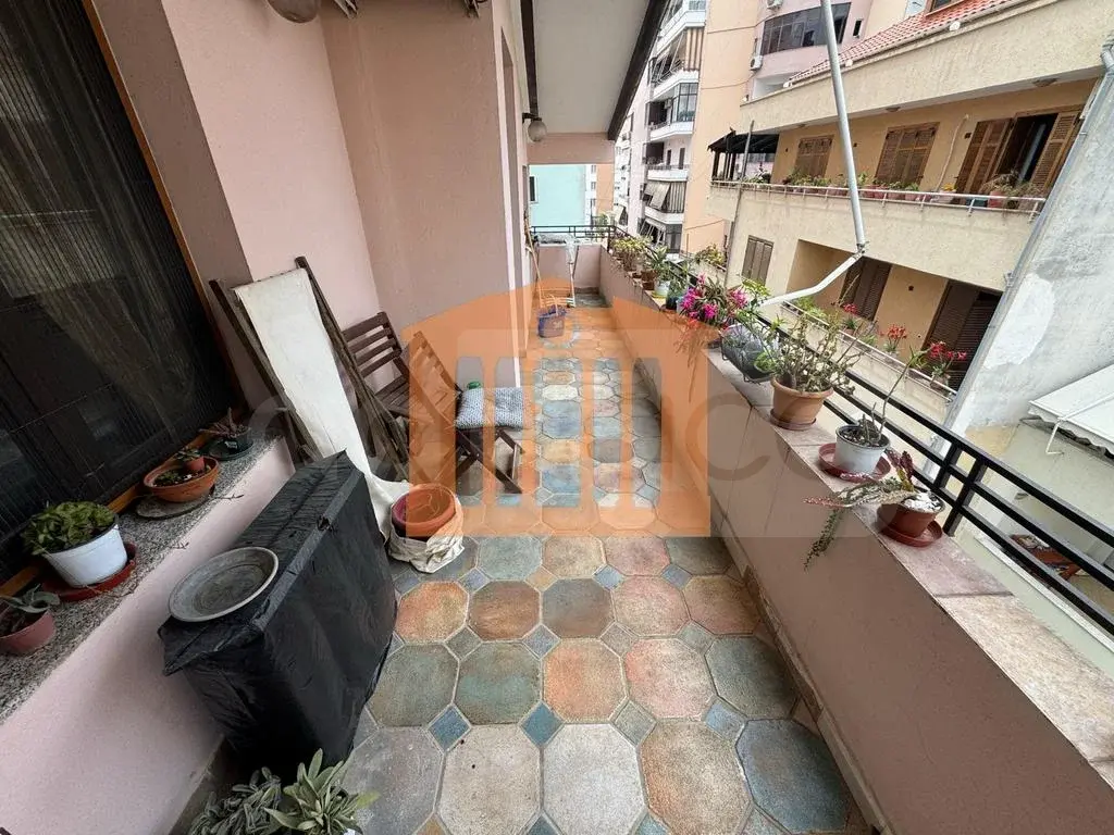 Apartament 1+3 dhoma 112 m² 4 kati