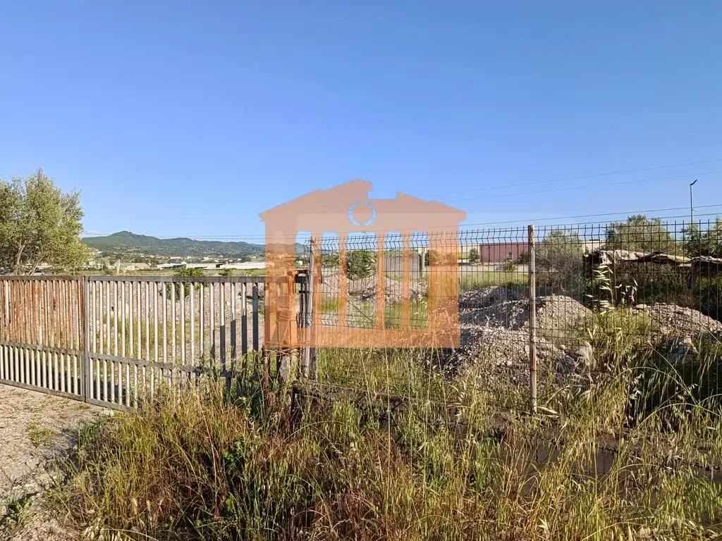 Parcela toke 4000 m²