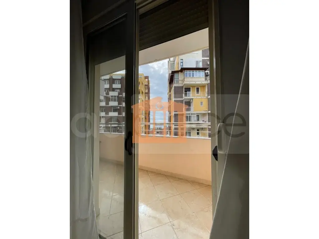 Apartament 1+2 dhoma 102 m² 4 kati