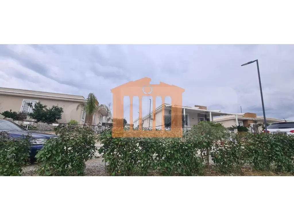 Parcela toke 8000 m²