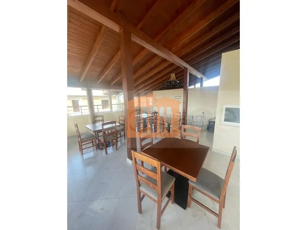 Pasuri të palujtshme komerciale 170 m²