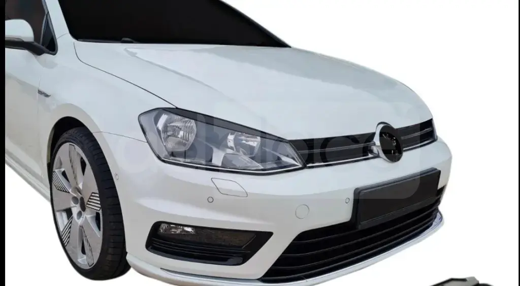Drita e përparme e djathtë Volkswagen Golf V