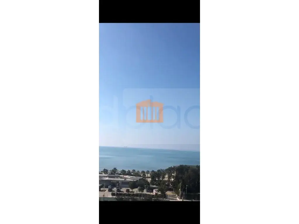 Apartament 1+3 dhoma 166 m² 3 kati