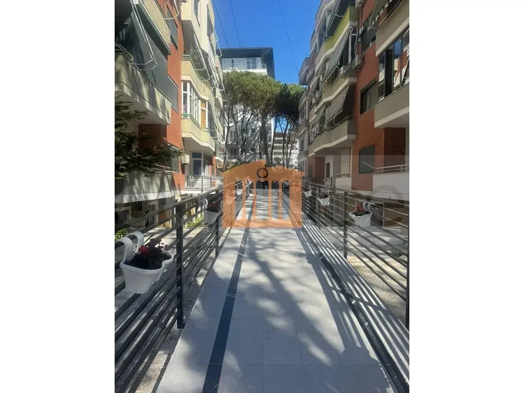 Apartament 1+1 dhoma 65 m² 4 kati