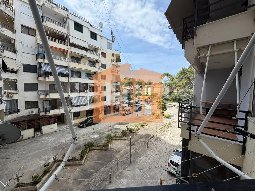 Apartament 1+1 dhoma 60 m² 2 kati